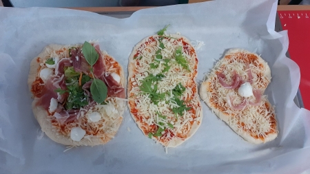 „Pieczemy pizzę” – klasy 6 w szkolnej kuchni