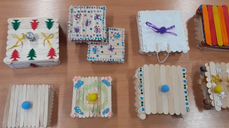 Szkatułki na lekcji techniki 