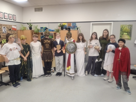 Prezentacja Bogów na lekcji j. polskiego