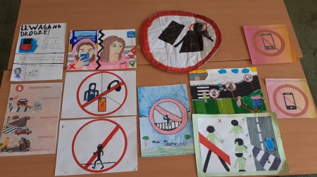 Bezpieczny Pieszy  - Wyloguj Się Na Pasach